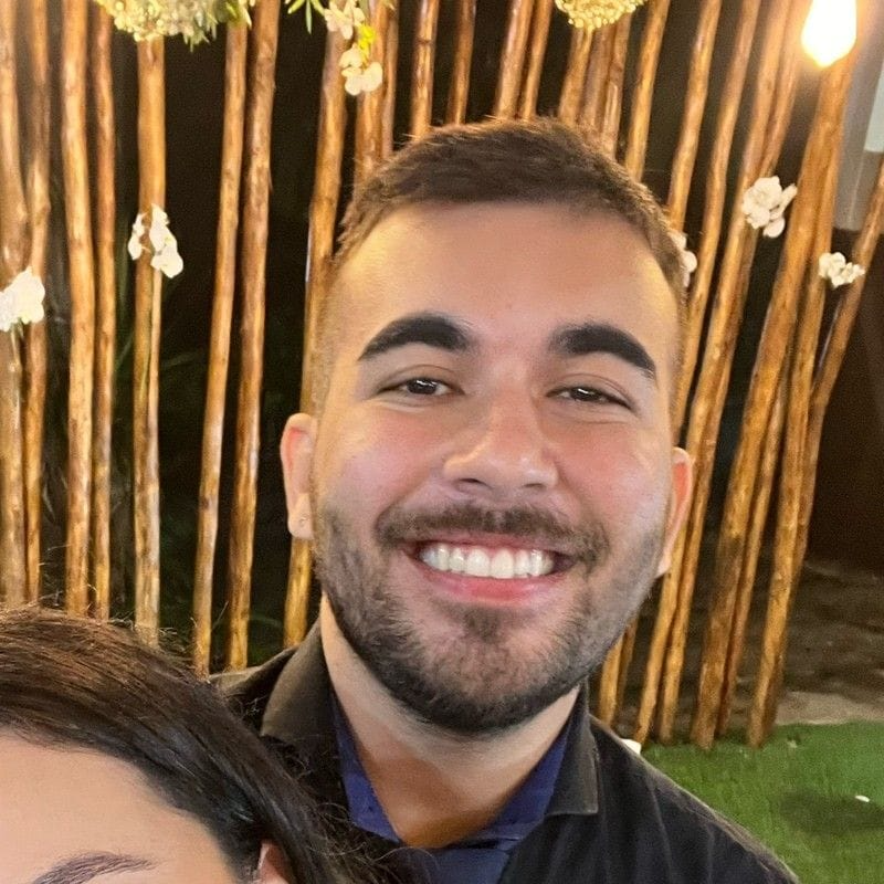 Gabriel Correa - CEO da Veethub